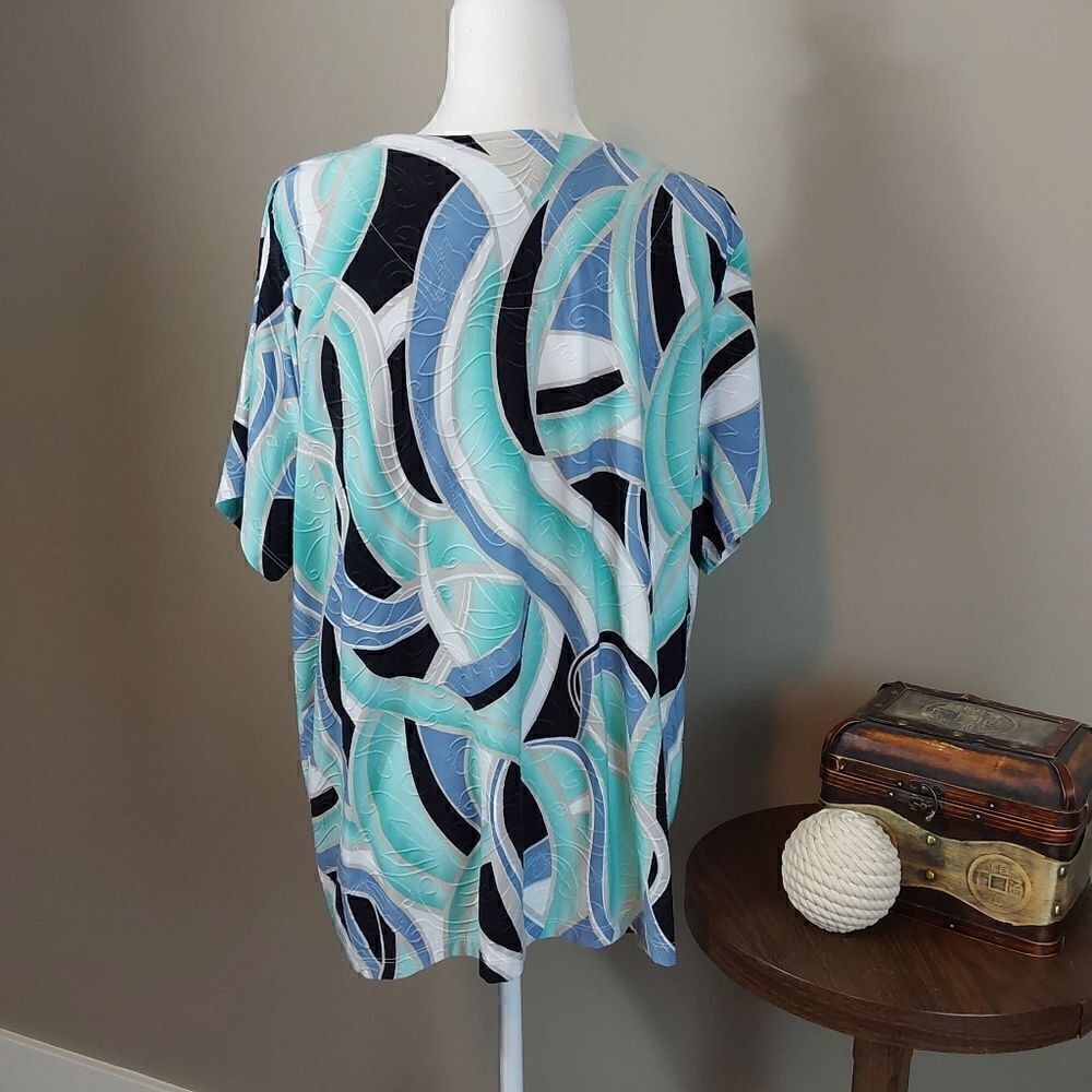 Alexa Rae Top Size 3X Multi-color - Picture 5 of 8